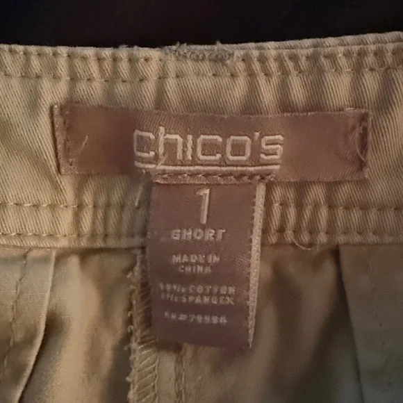 Chico's Light Tan Casual Shorts size 1 - Picture 2 of 4